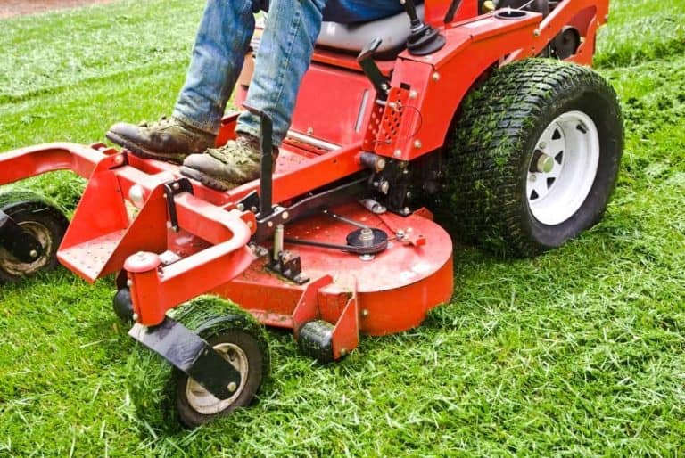Best Commercial Lawn Mower - lawncareguides.com